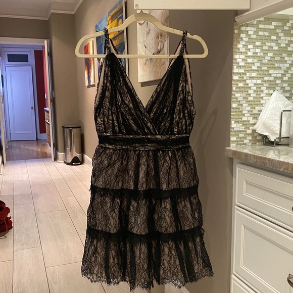 Alice + Olivia Dresses & Skirts - Black tiered lace dresss